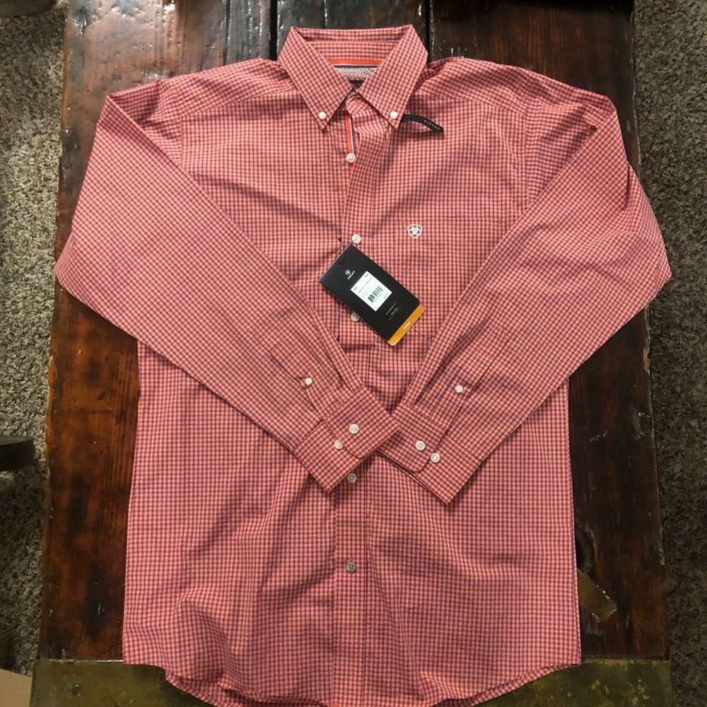 Ariat fitted button down shirt mens medium nwt